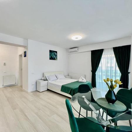 Luxury Alice Studio Navodari Luaran gambar